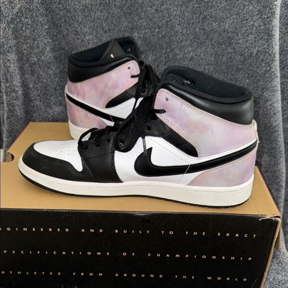 Air Jordan Retro 1 Black White purple Shoes main image 4